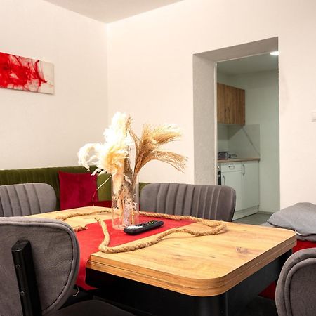 Serviceroom24 - Apartment 4 In Herten Wlan - Smart-Tv - 24-7 Check-In Und Kueche ภายนอก รูปภาพ