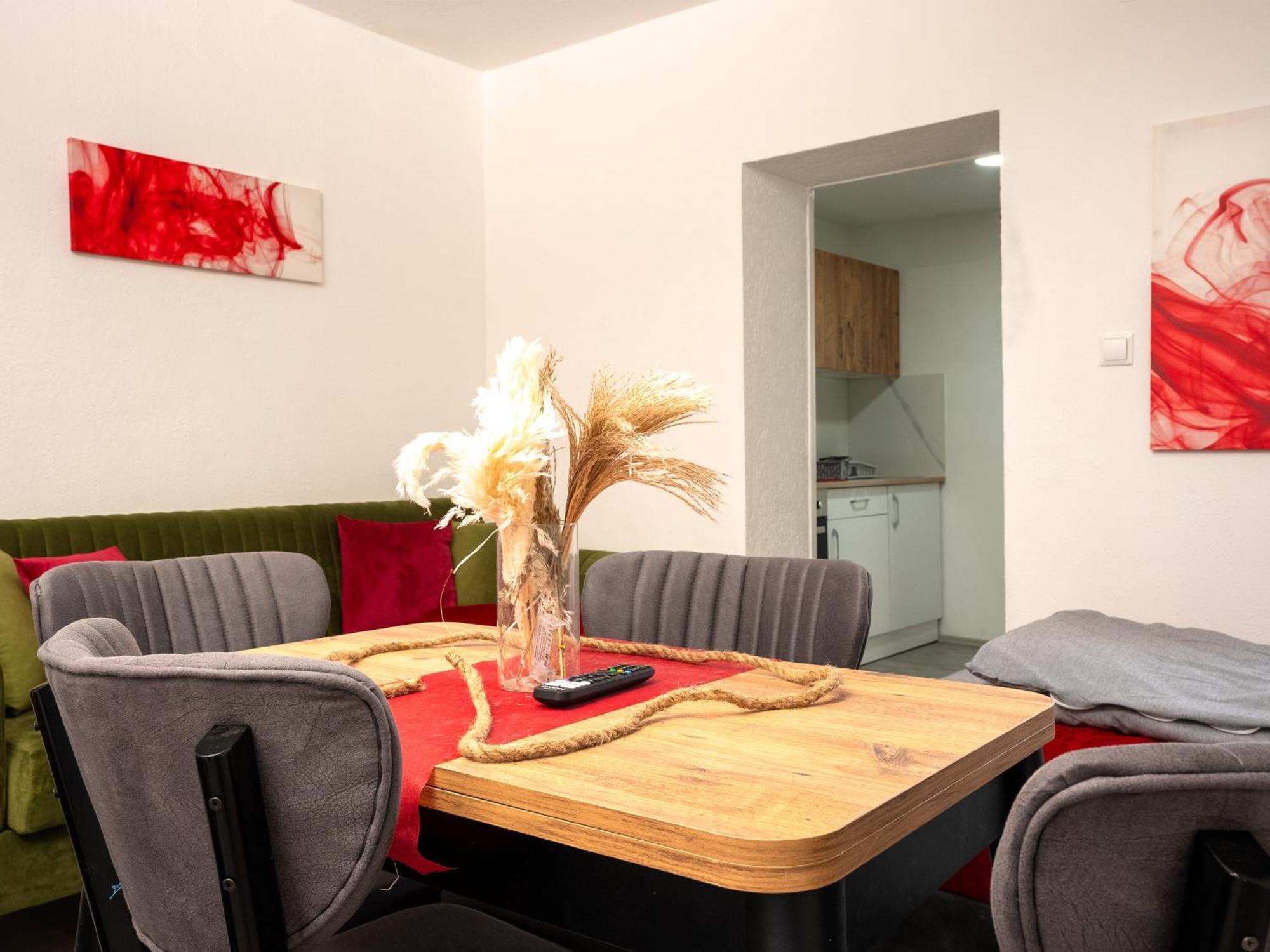 Serviceroom24 - Apartment 4 In Herten Wlan - Smart-Tv - 24-7 Check-In Und Kueche ภายนอก รูปภาพ